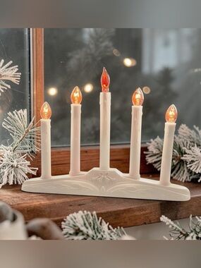 Christmas 5 Light Candelabra~Dripping Wax Style w/ box. Bulbs not included.